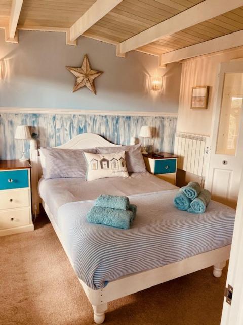Blankednick Boltholes - 3 Beautiful Family Or Couples Cornish Getaways Villa Truro Exterior foto